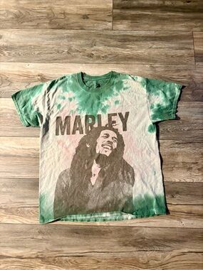Zion Rootswear Green and Cream Tie-Dye Marley Graphic Tee